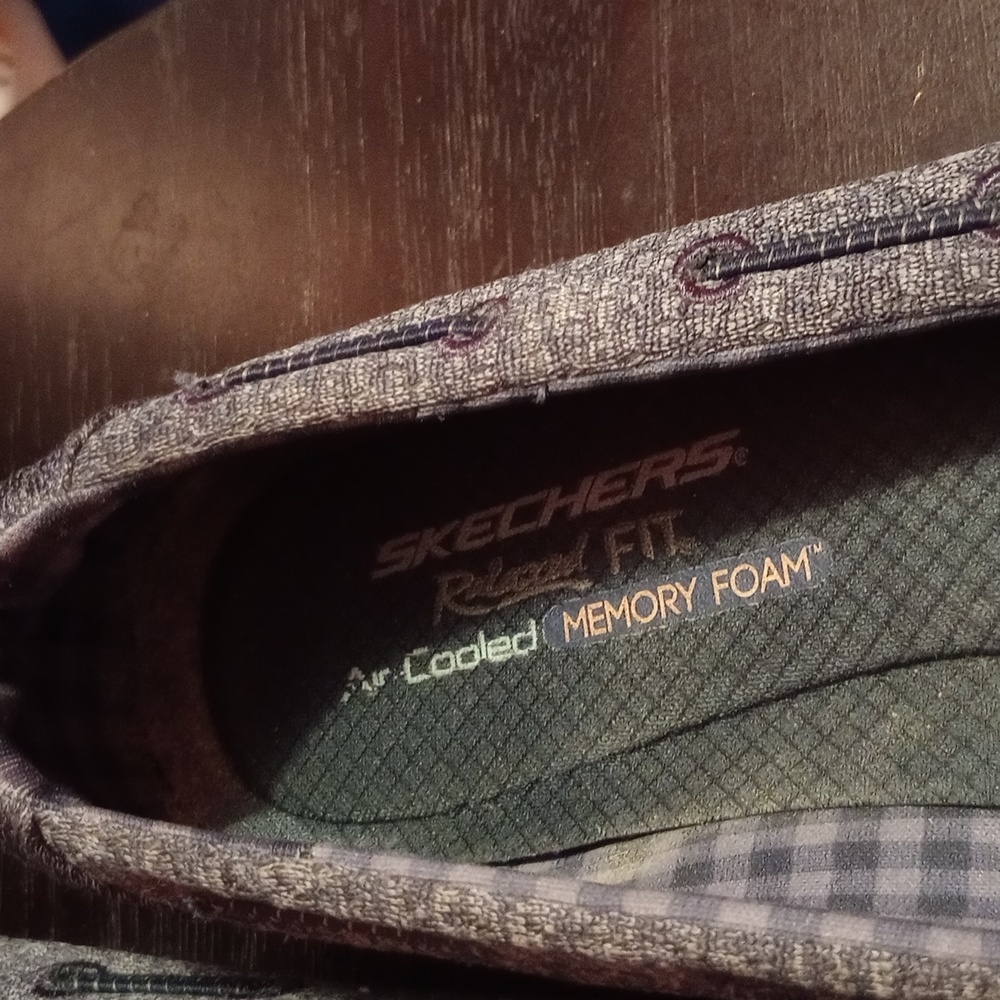 Shoes - Picture 4 of 4